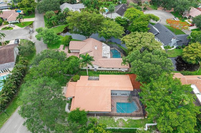 1001 SW 93rd Avenue, Plantation, FL 33324