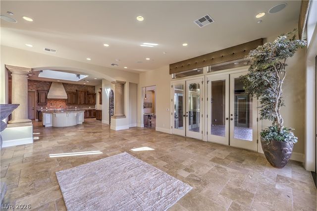 16 Anthem Pointe Court, Henderson, NV 89052