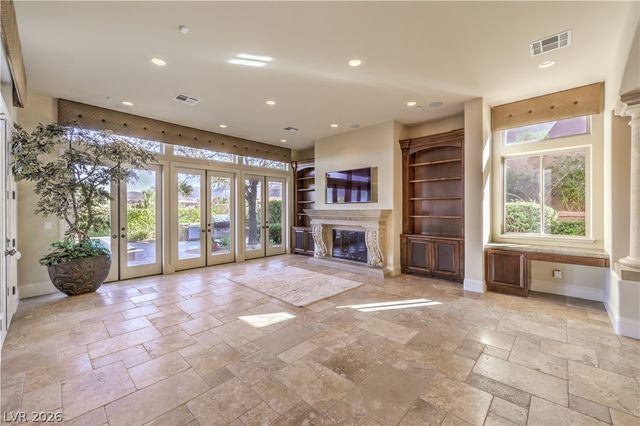 16 Anthem Pointe Court, Henderson, NV 89052