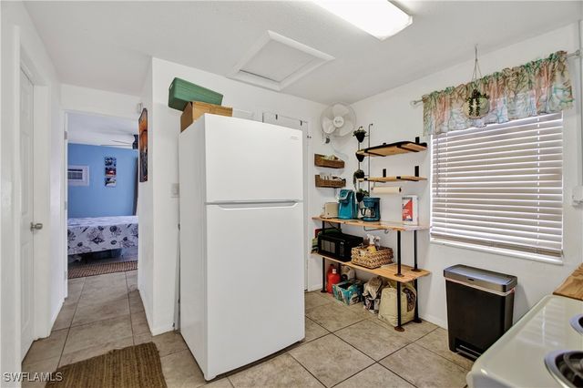 101 Pago Pago DR E, Naples, FL 34113