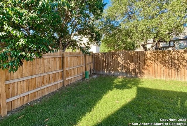 6631 Hartnet, Converse, TX 78109