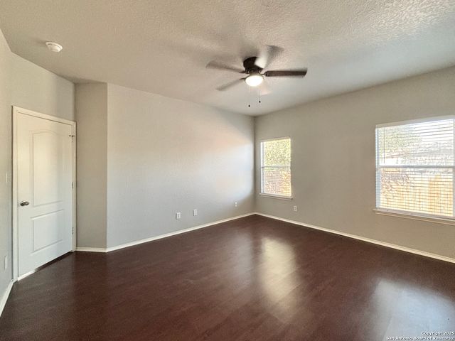 6631 Hartnet, Converse, TX 78109