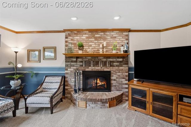 125 Olde Franklin Drive, Howell, MI 48855
