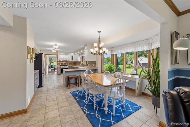 125 Olde Franklin Drive, Howell, MI 48855
