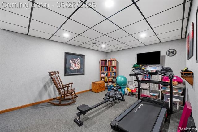 125 Olde Franklin Drive, Howell, MI 48855