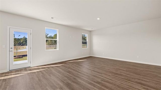 114 Aster Avenue, Locust Grove, GA 30248