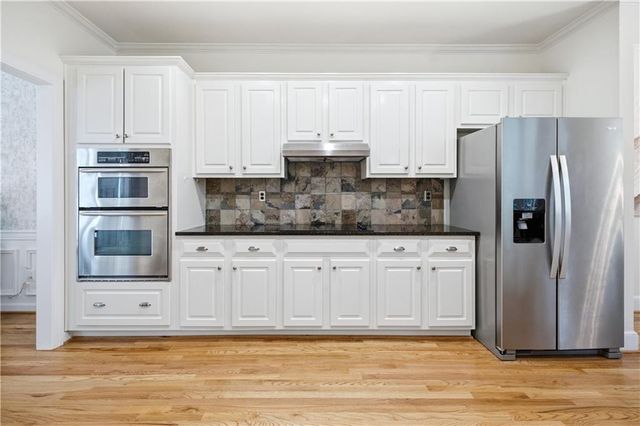 5008 Highland Oaks Court SE, Smyrna, GA 30126