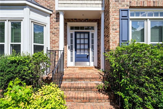 5008 Highland Oaks Court SE, Smyrna, GA 30126