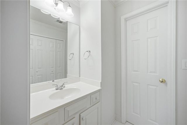 5008 Highland Oaks Court SE, Smyrna, GA 30126