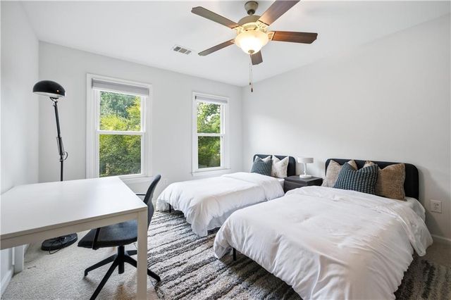 5008 Highland Oaks Court SE, Smyrna, GA 30126