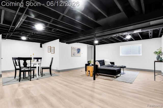 20200 Brookshire Street, Southfield, MI 48076
