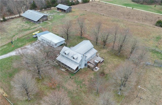 9716 Borland Lane, Harrison, AR 72601