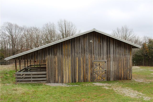 9716 Borland Lane, Harrison, AR 72601