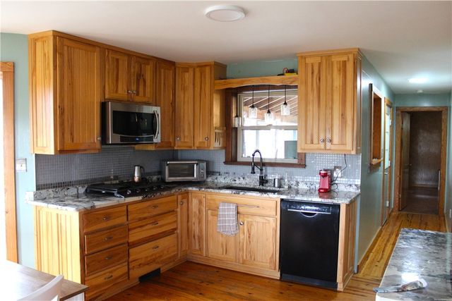 9716 Borland Lane, Harrison, AR 72601