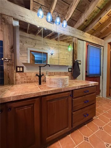 9716 Borland Lane, Harrison, AR 72601