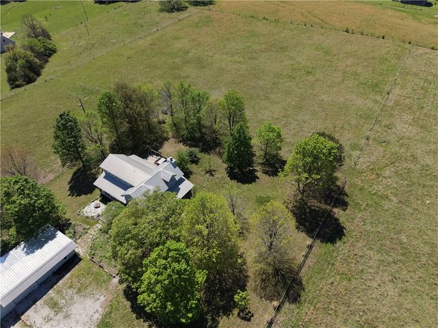 9716 Borland Lane, Harrison, AR 72601