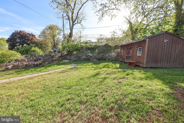 50 ELDON AVE, Lansdowne, PA 19050