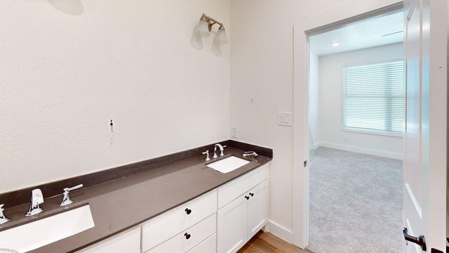 217 Mule Deer Mews, Frisco, TX 75068