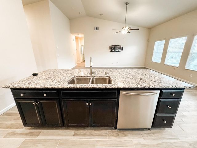 2025 Madeline Drive, Hanford, CA 93230