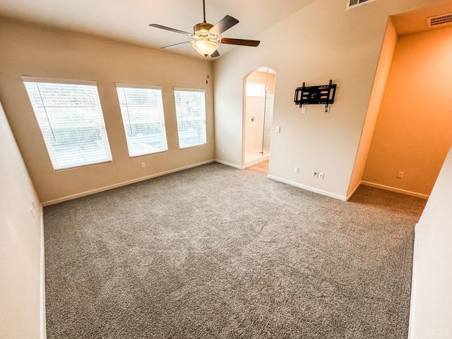 2025 Madeline Drive, Hanford, CA 93230