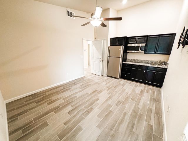 2025 Madeline Drive, Hanford, CA 93230