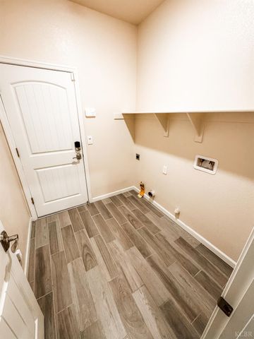 2025 Madeline Drive, Hanford, CA 93230