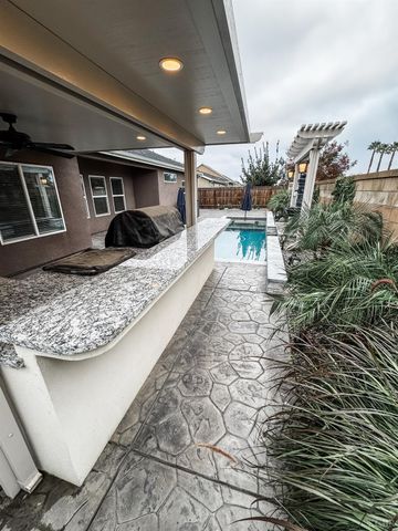 2025 Madeline Drive, Hanford, CA 93230