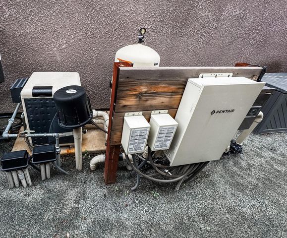 2025 Madeline Drive, Hanford, CA 93230