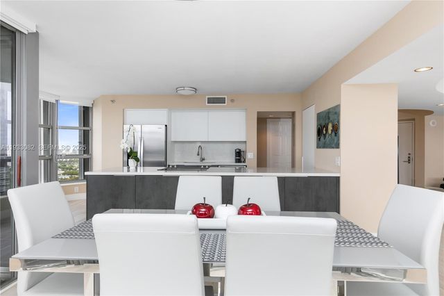 3500 Mystic Pointe Dr 2603, Aventura, FL 33180