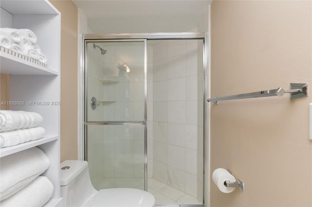 3500 Mystic Pointe Dr 2603, Aventura, FL 33180