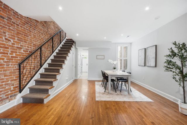 1430 SWANN ST NW, Washington, DC 20009