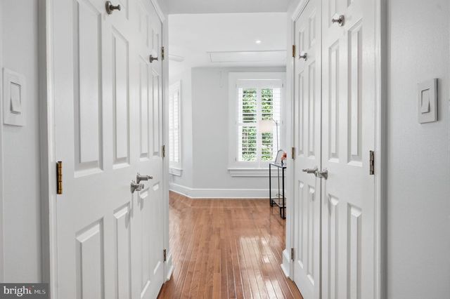 1430 SWANN ST NW, Washington, DC 20009