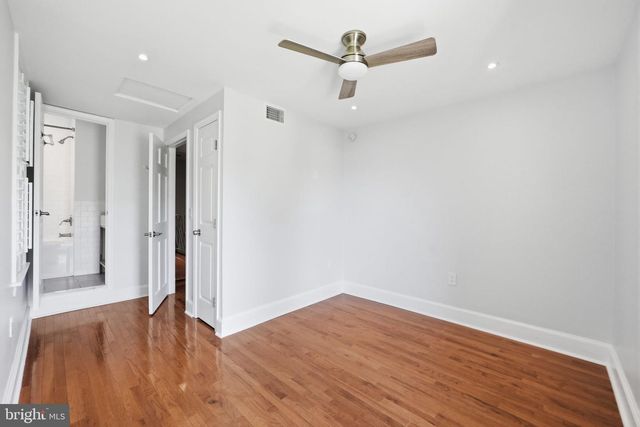 1430 SWANN ST NW, Washington, DC 20009