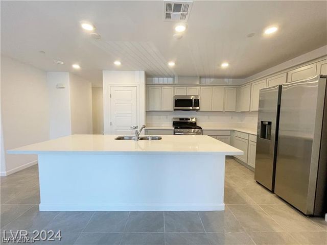 4263 Lemay Street 1, Las Vegas, NV 89115