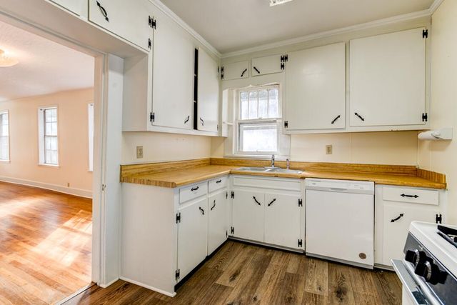 1109 Corinne St., Hattiesburg, MS 39401