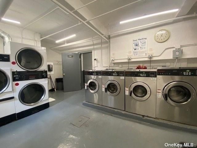 18-40 211th Street 4E, Bayside, NY 11360