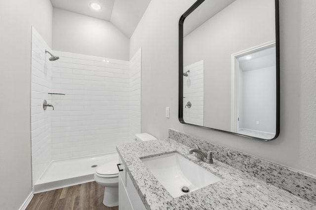 15618 Sycamore Drive, Montgomery, TX 77356