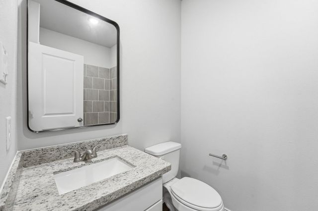 15618 Sycamore Drive, Montgomery, TX 77356