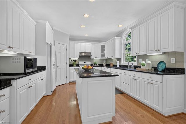 804 Casa Verde WAY, Virginia Beach, VA 23456