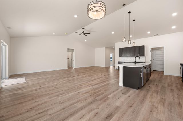 3084 Thunder Cloud Drive, Grand Junction, CO 81504