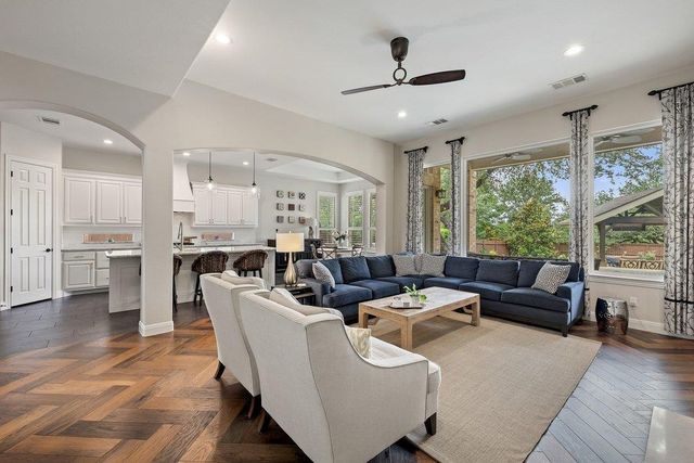 3807 Avery Woods LN, Cedar Park, TX 78613