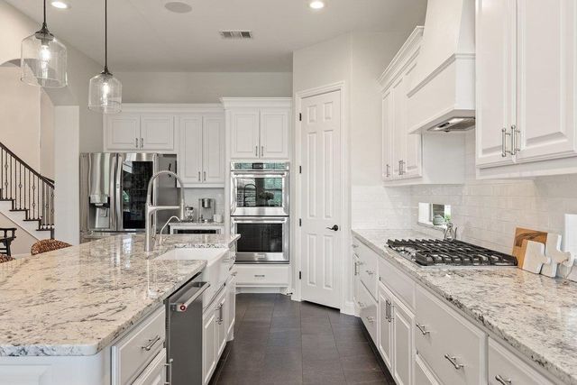 3807 Avery Woods LN, Cedar Park, TX 78613