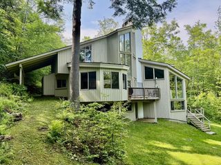 389 Howard Hill Road, Londonderry, VT 05148