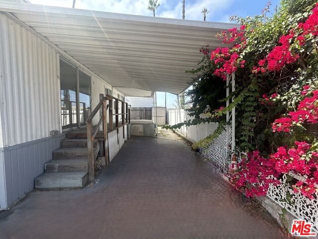 16321 Pacific Coast Highway 41, Pacific Palisades, CA 90272