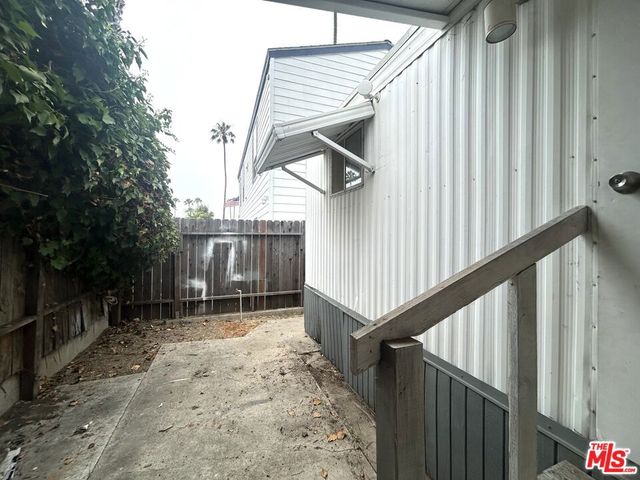 16321 Pacific Coast Highway 41, Pacific Palisades, CA 90272