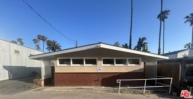 16321 Pacific Coast Highway 41, Pacific Palisades, CA 90272