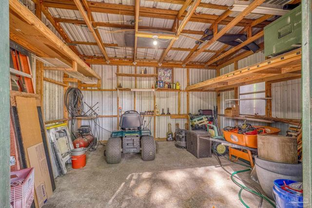 4959 Skipper Ln, Pace, FL 32571