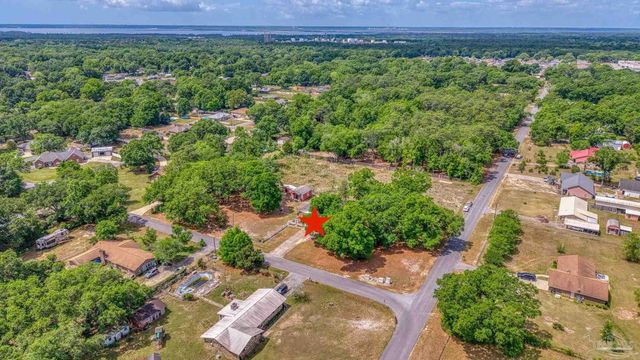 4959 Skipper Ln, Pace, FL 32571