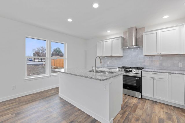 147 Jefferson Avenue, Metolius, OR 97741