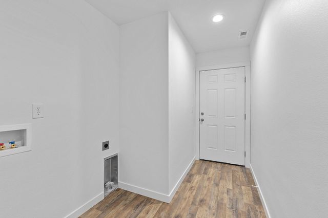 147 Jefferson Avenue, Metolius, OR 97741